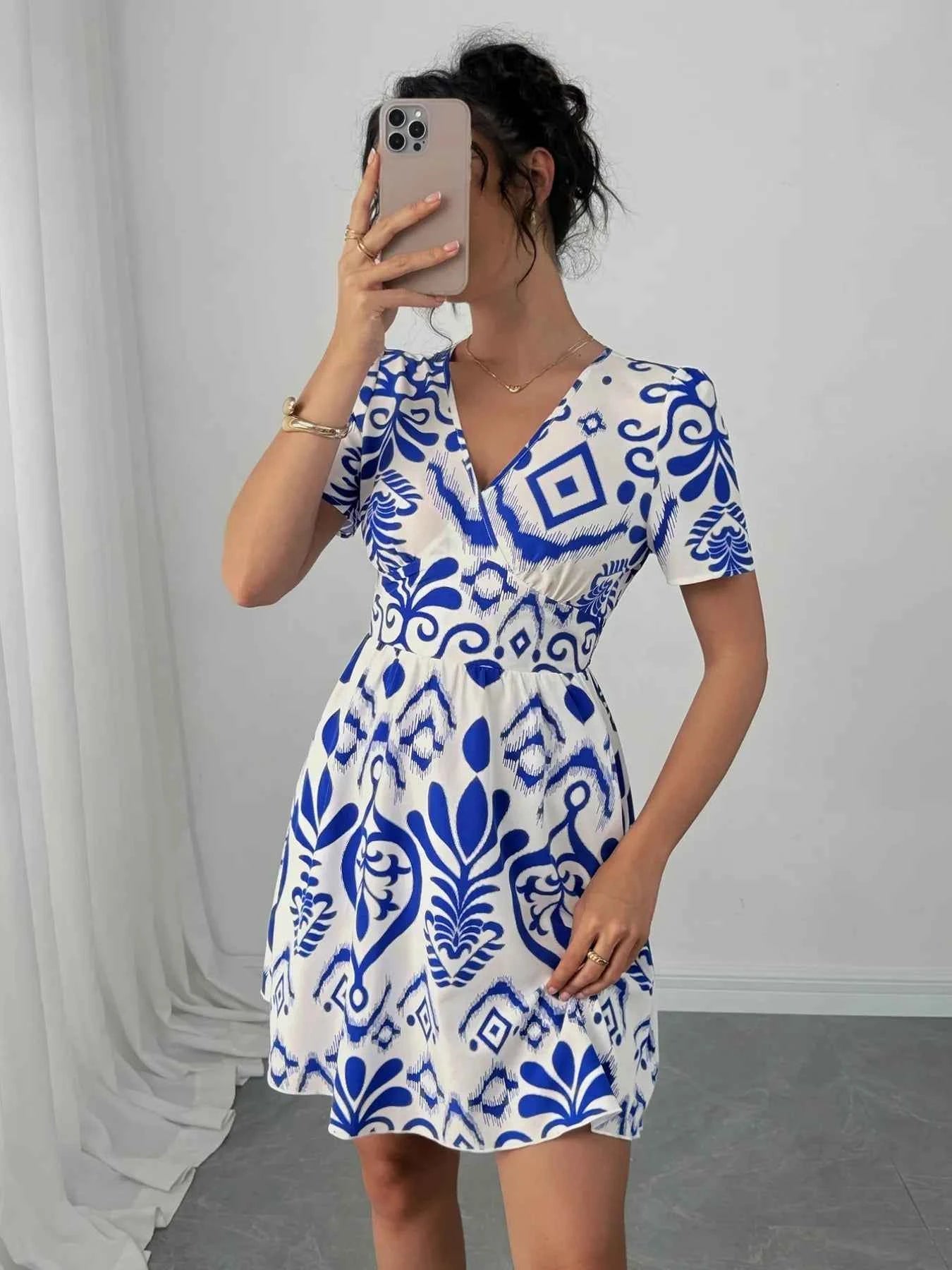 Printed Surplice Short Sleeve Dress 9a93b40b-c6b9-4c7b-93dc-99d75d69d41a-Max-Origin