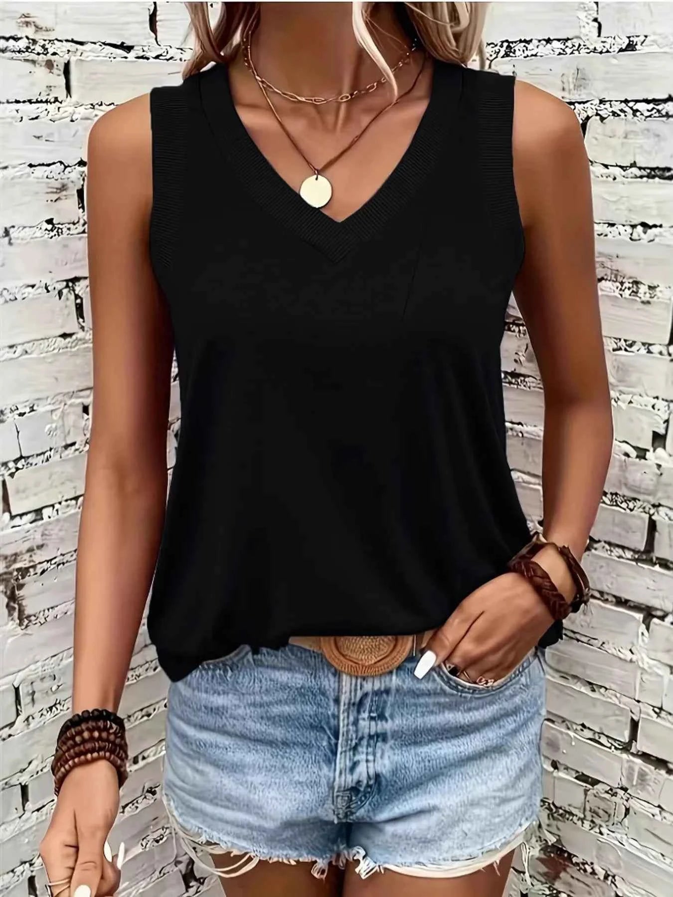 V-Neck Tank Black 9ab205c951954949844f5e716d939234-Max-Origin