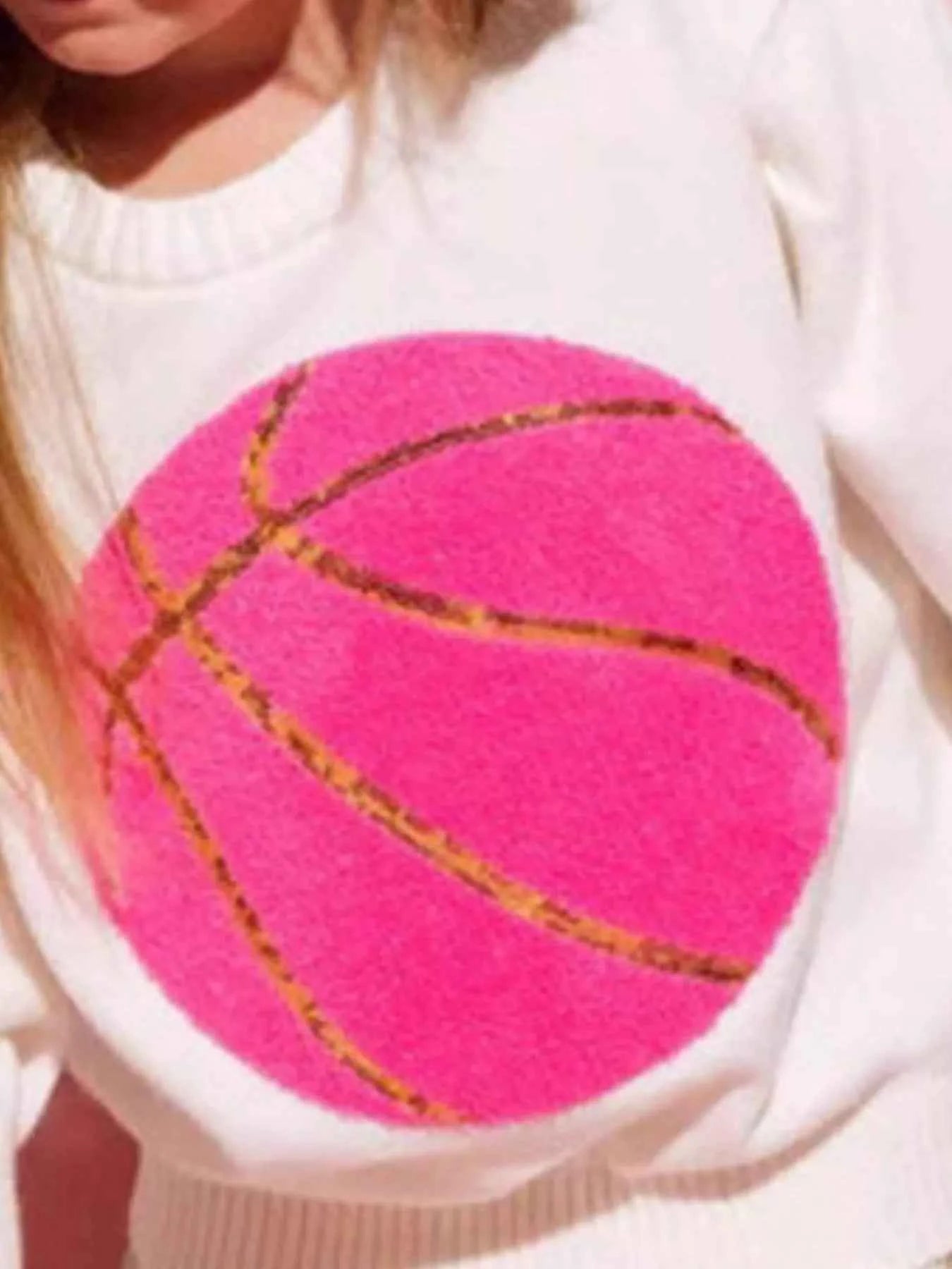 Basketball Round Neck Long Sleeve Sweatshirt 9b4b48ff-6015-4fb1-b844-a10f78203251-Max-Origin