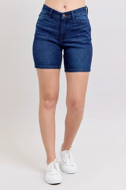 Judy Blue Full Size High Waist V-Front Bermuda Plus Size 9b76ce5e32a448d5bc9a8321a16fe3df-Max-Origin
