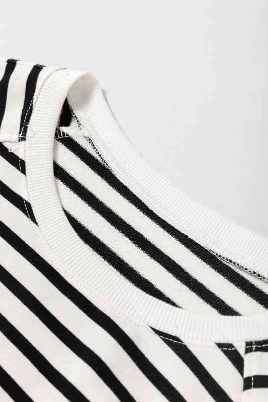 Stripe Raglan Sleeve Side Slit Sweatshirt 9bc1b3d5-77e2-471b-948a-f78f32ba32c7