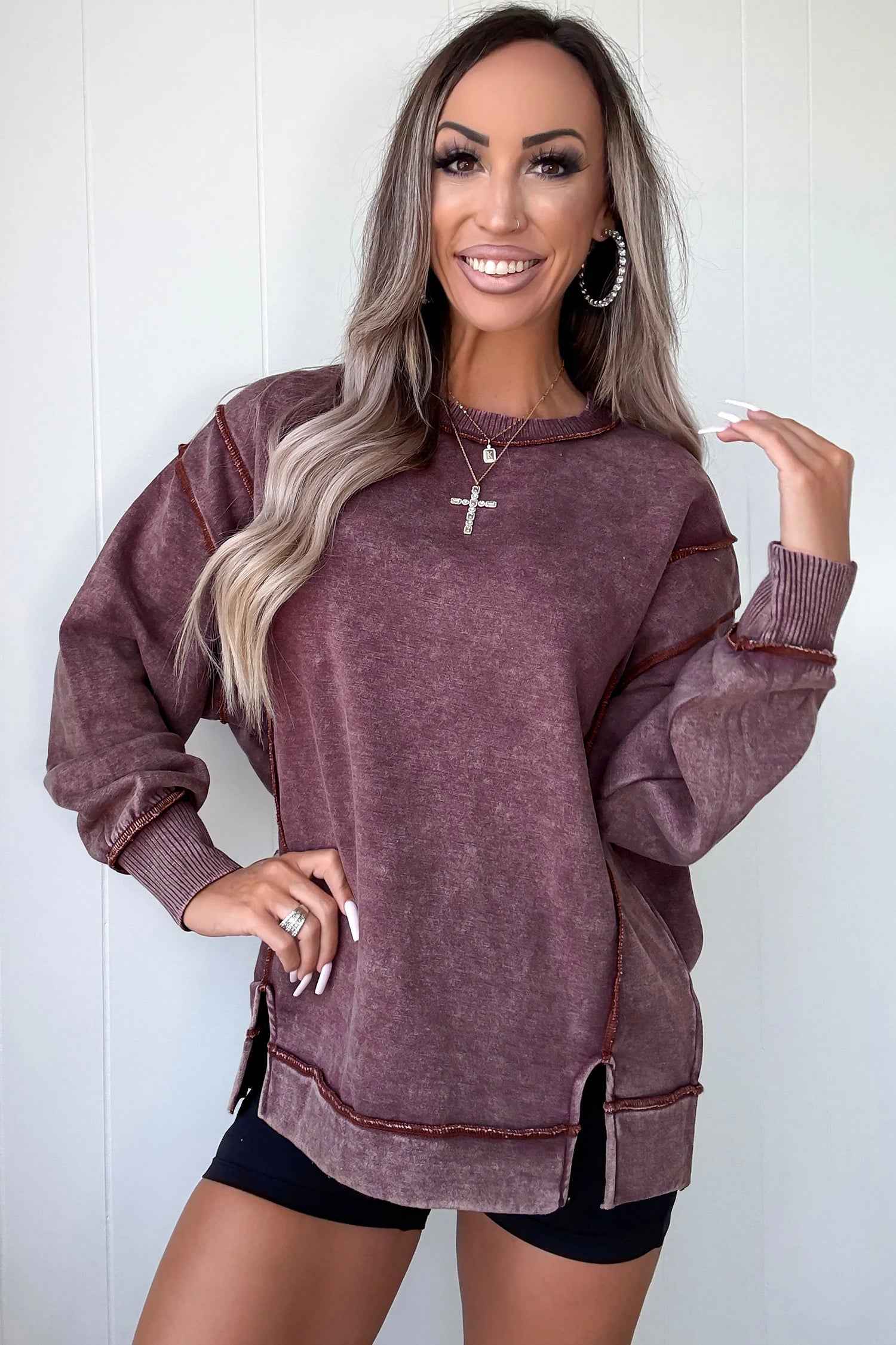 Valerian Mineral Wash Exposed Seam Side Slit Sweatshirt 9be26e4933f0308f