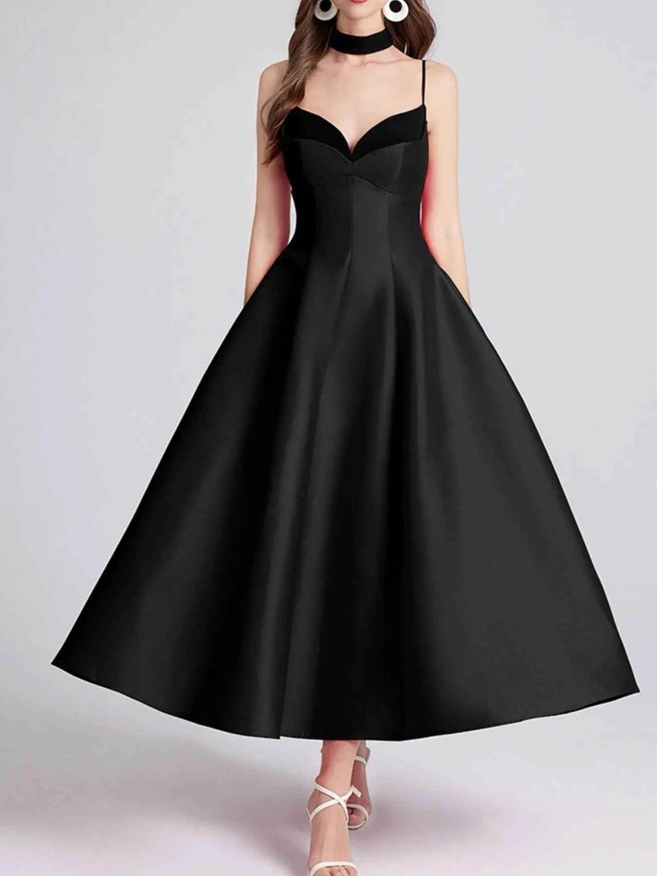 Sweetheart Spaghetti Strap Midi Dress with Collar 9bf65b1e-35eb-452f-90c0-f2eed63c5e27-Max-Origin