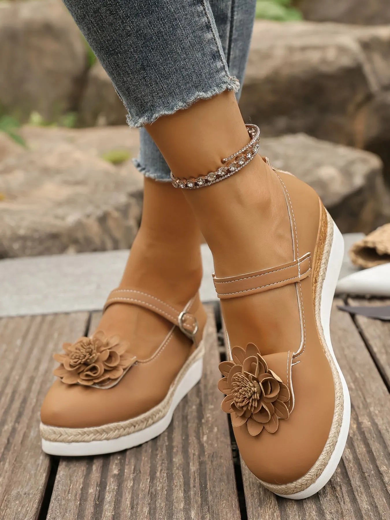 Flower Embellished Mary Jane Loafers 9c4924ed-ae23-455c-955a-39d430ef214a-Max-Origin
