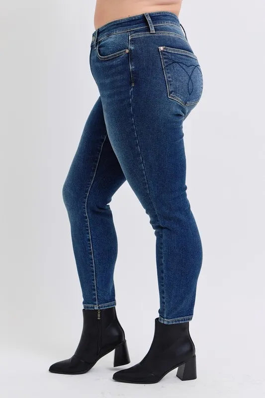 Judy Blue Full Size Run Mid-Rise Waist Skinny Jeans with Thermal Lining 9c9cac3a-ef22-4cbf-94a5-a33d13a0be85-Max