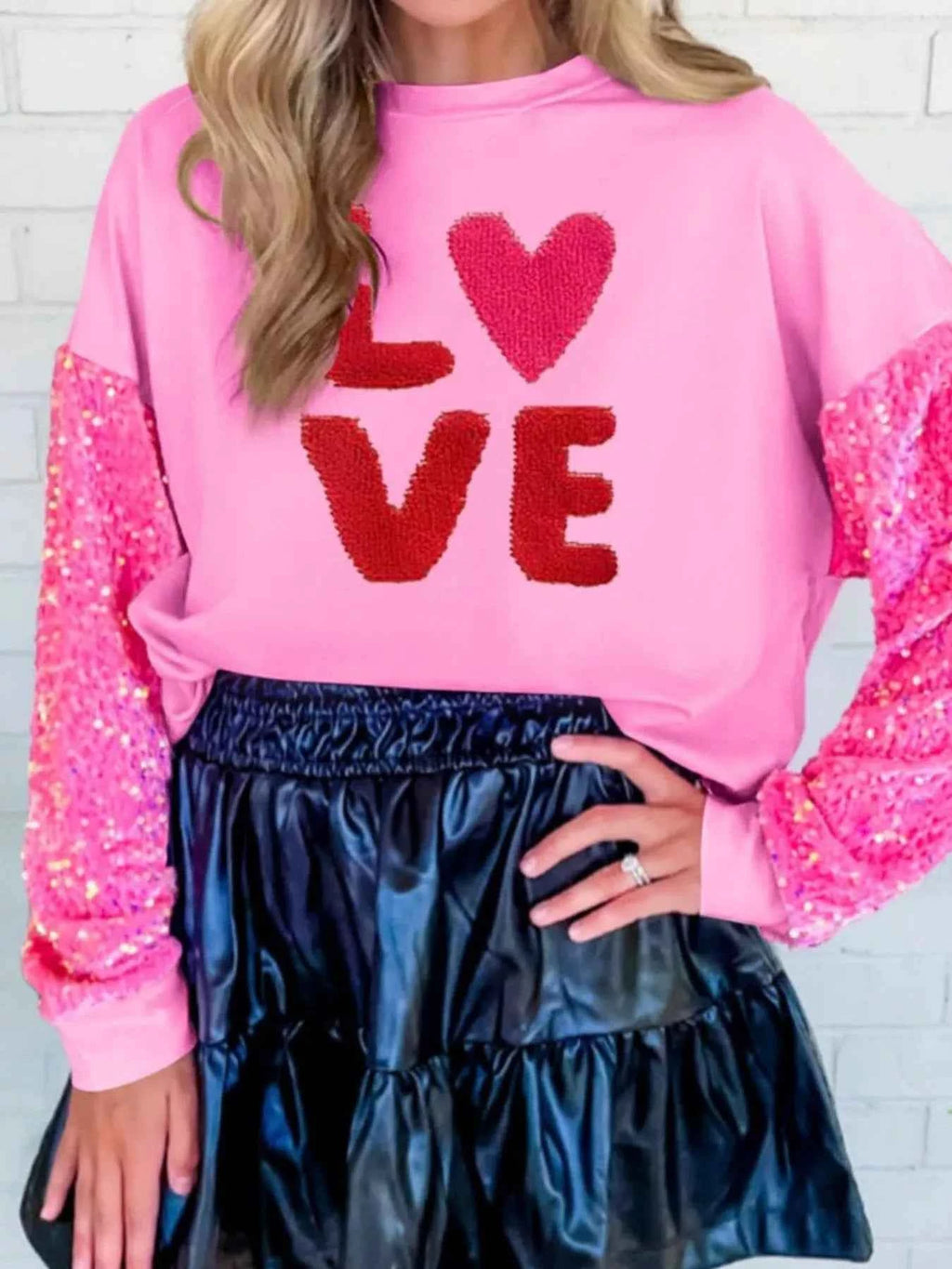 Sequin Round Neck Long Sleeve Sweatshirt 9cec375c-01bf-4768-adef-5ac254a9bae7-Max-Origin