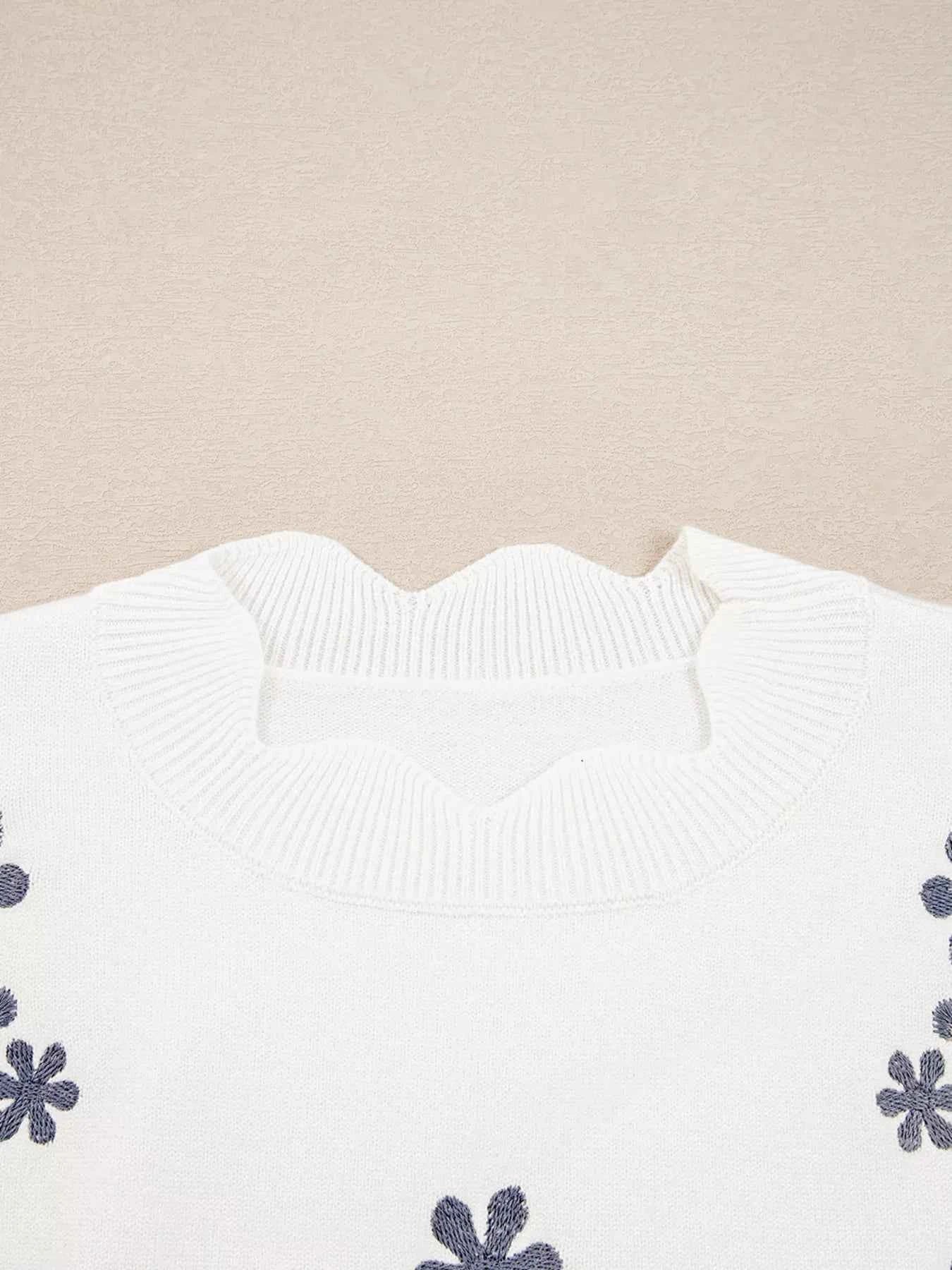 Floral Embroidered Scallop Hem Cropped Sweater 9d186c04cccb41f3acd70dbac737563c-Max-Origin