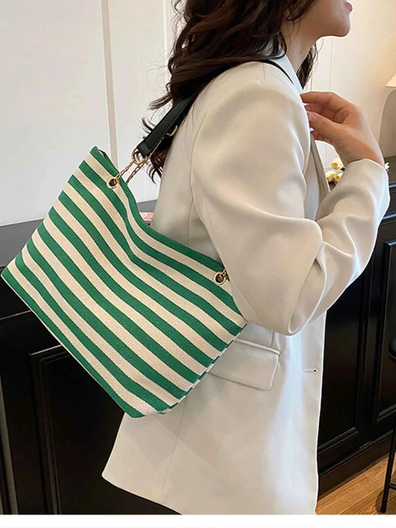 Striped Shoulder Bag with Chain Detail Green One Size 9d1e1c4e301345b38c4889aa928a1097-Max-Origin