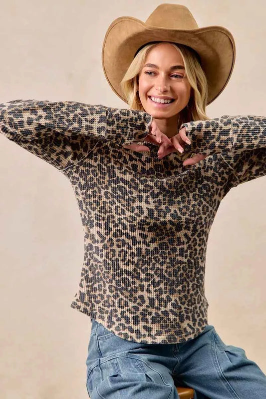 Leopard Print Washed Waffle Thermal Top with Thumb 9d30326ec5e54b75a8ef8f3408d472e3-Max-Origin