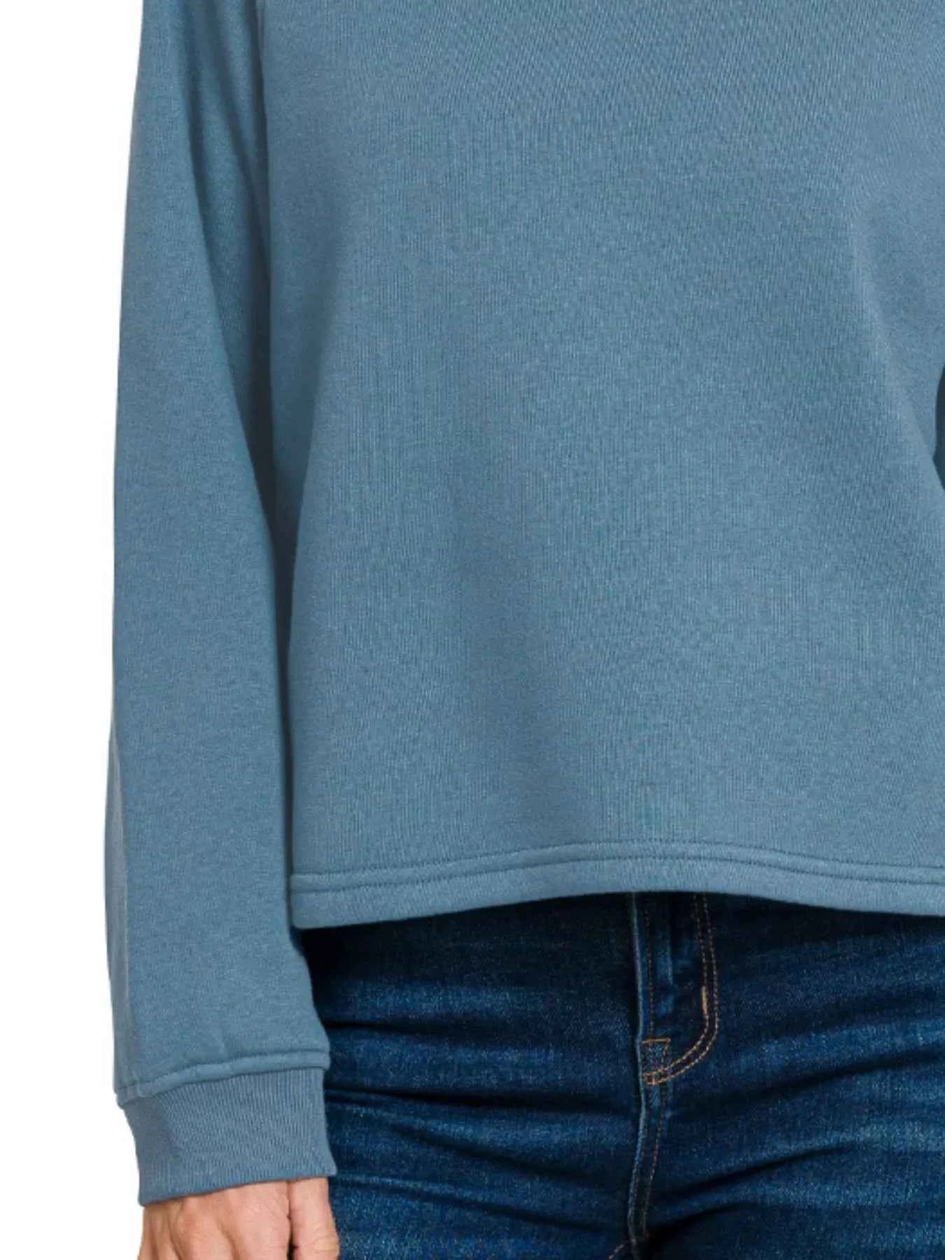 Zenana Fleece Raglan Round-Neck Sweatshirt 9d40cb40-b6d8-4478-8156-cea1b543d8a9-Max-Origin