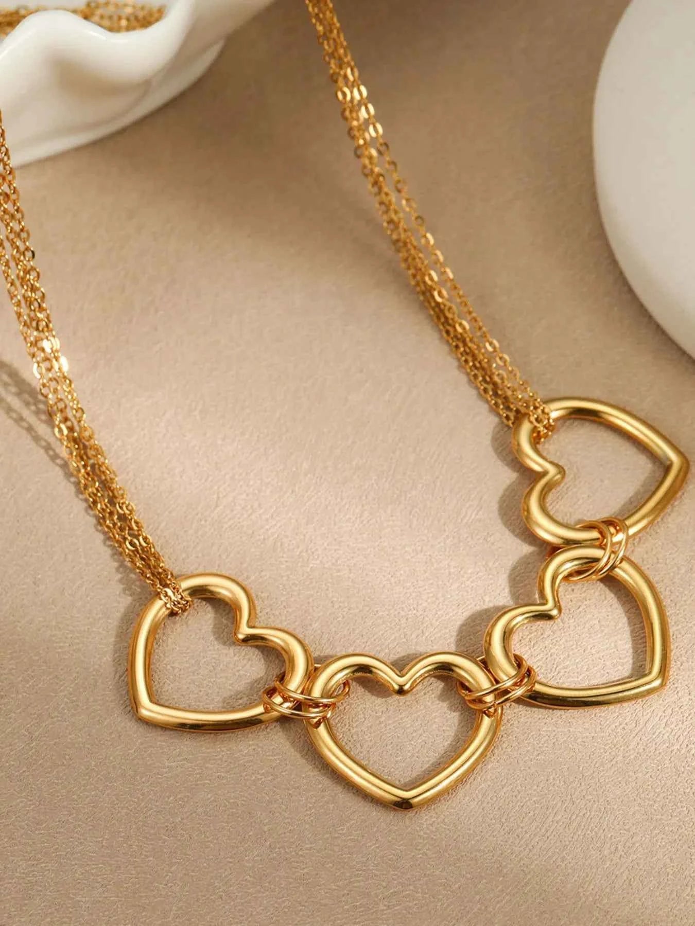 18K Gold-Plated Stainless Steel Heart Necklace 9d9bbe2c-29b2-4b9e-92a0-240e10075fa4-Max-Origin