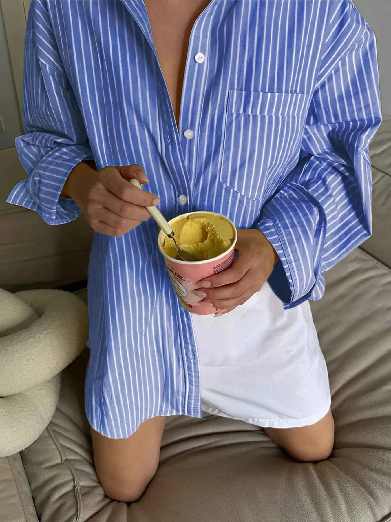 Oversized Striped Button-Down Shirt 9e098fdd-4b51-4543-b61b-132a3142b5cf-Max-Origin