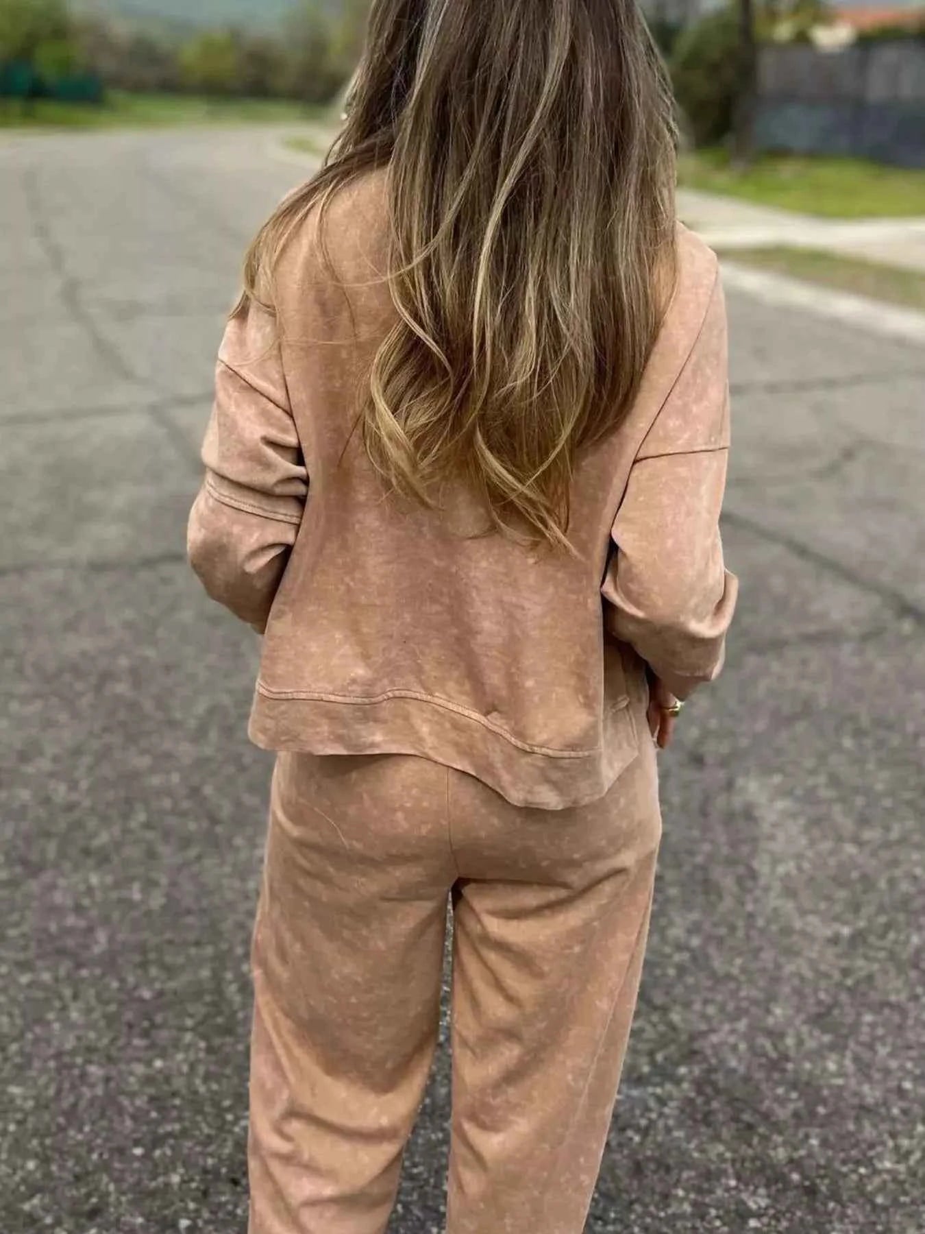 Full Size Washed Round Neck Top and Drawstring Pants Set Plus Size 9e47d049-27dd-45b8-ae0b-cd8323778e10-Max-Origin