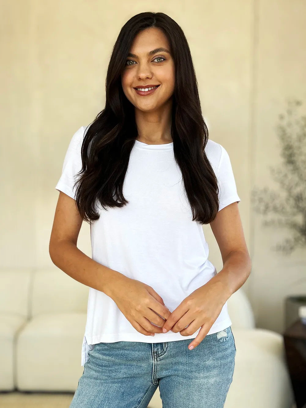 Basic Bae Full Size Round Neck Short Sleeve T-Shirt 9e6c3672-f7a3-4984-812e-09cac0b18b2f-Max