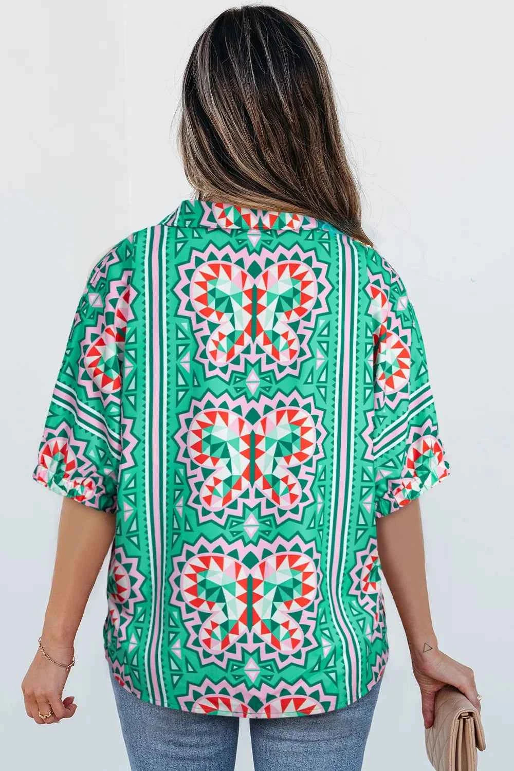 Boho Abstract Print Contrast Striped Collared V Neck Blouse 9ea0bebf-cfaf-49bf-a3d4-ef4b03088285-Max-Origin