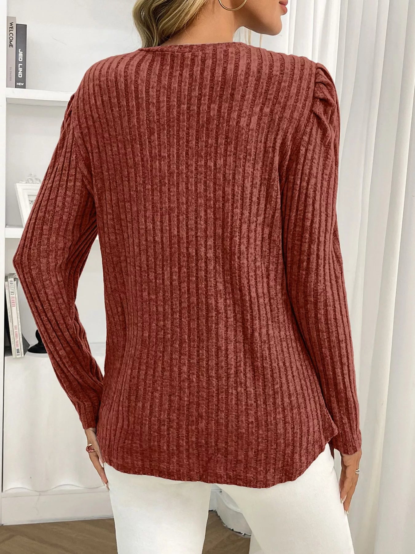 Round Neck Puff Sleeve T-Shirt 9f0082fc-e834-41c3-bfd0-63edb5a48a57-Max-Origin