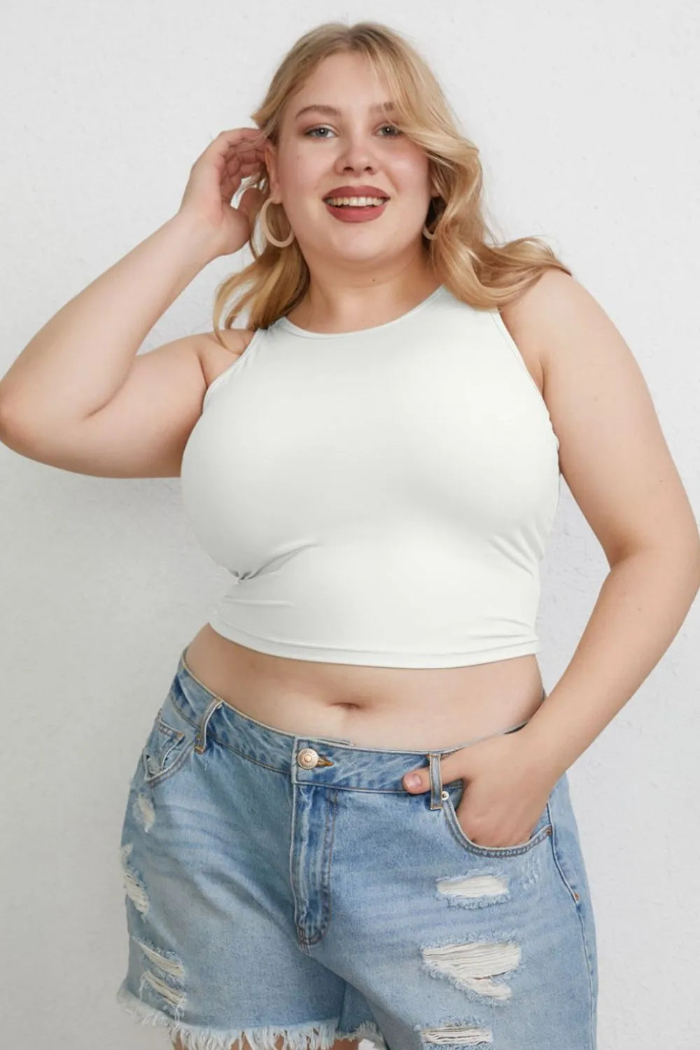 Basic Bae Full Size Round Neck Slim Tank 9f3c6ed4-4fb0-407c-a7ad-e92e4c6deed1-Max