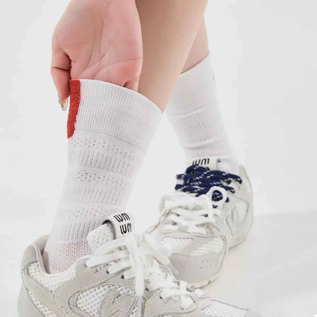 Breathable Letter Crew Socks 9f410bd3-6289-4fbf-9e47-390adb005b28-Max-Origin