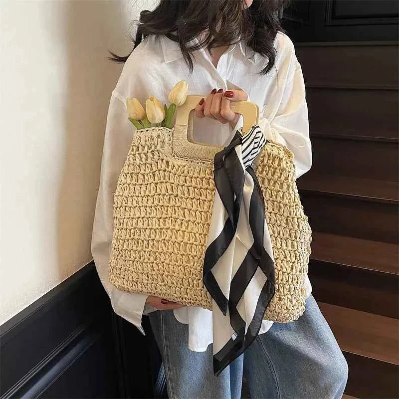 Straw Woven Handbag 9f4ae796f5dc48e78c7810ea640f9ee7-Max-Origin