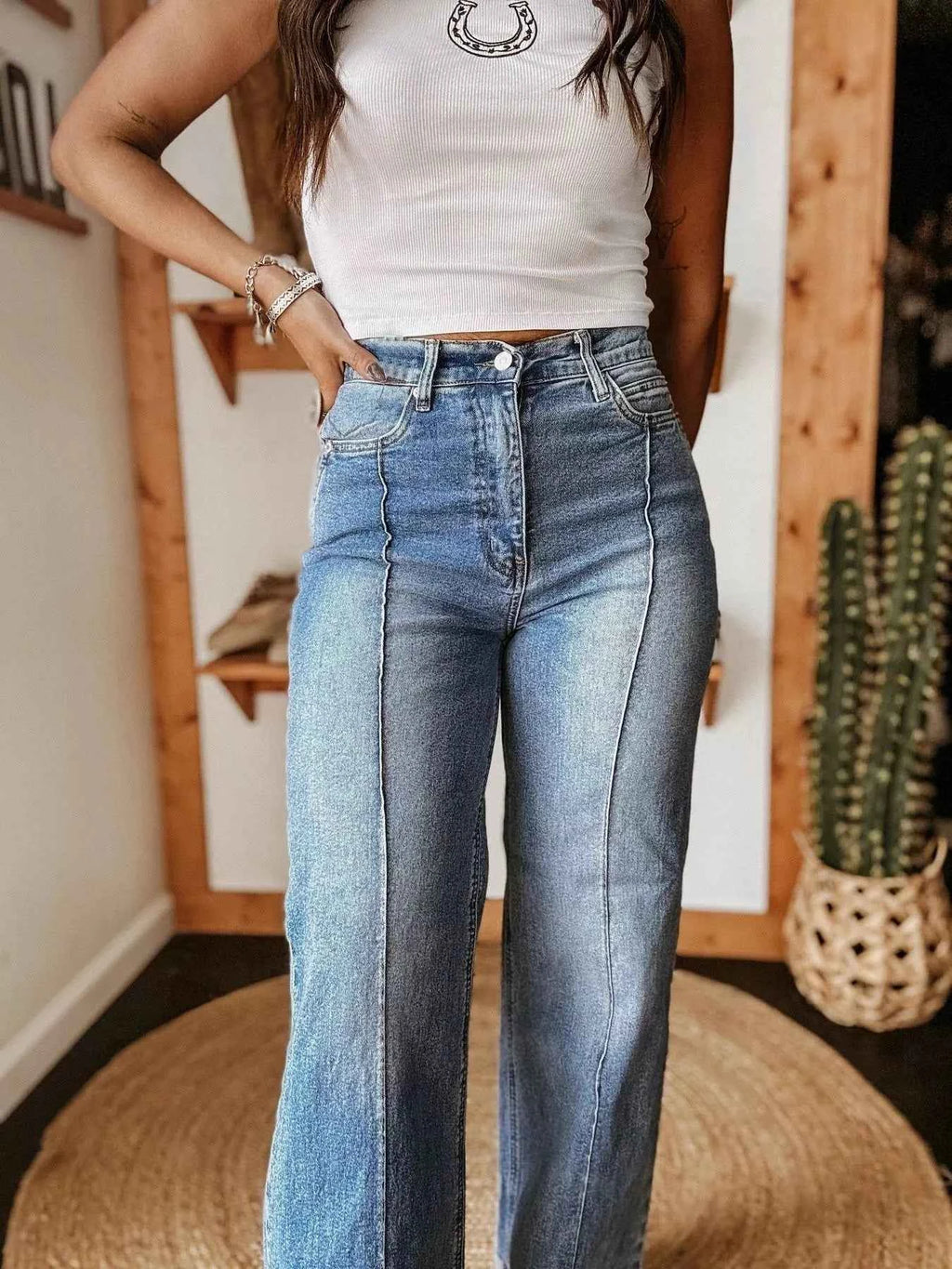 High-Waisted Wide Leg Cuffed Jeans 9f59678df2fb4356a03b0a8a07050041-Max-Origin