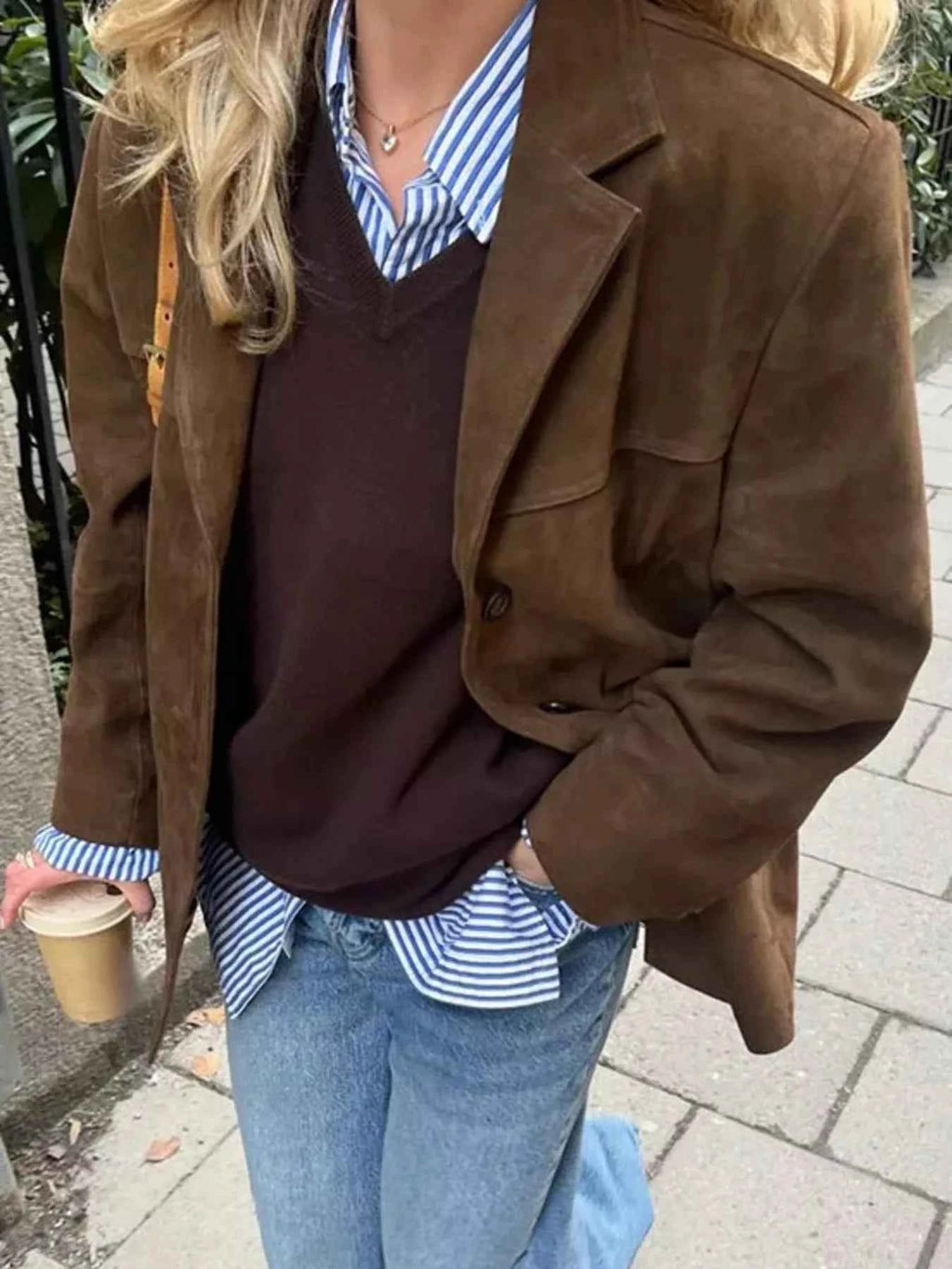 Button Up Long Sleeve Outerwear 9fc27a3ec2d34eb0ac2eb22317632098-Max-Origin