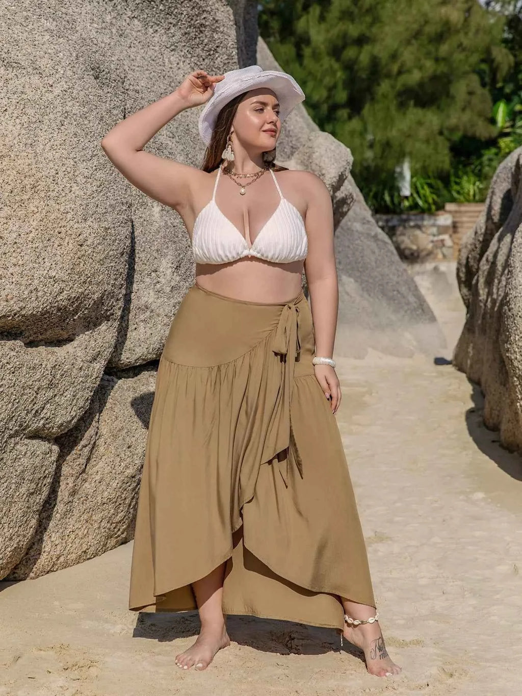 Plus Size High-Low Skirt with Tie Detail 9fdbe546-0a76-441e-b920-fce1376e7d77-Max-Origin