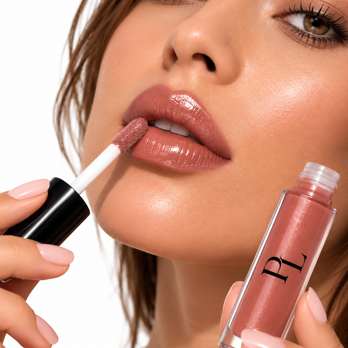 Lip Gloss - Mahogany GlossyLipGlowBeautyClose-Up