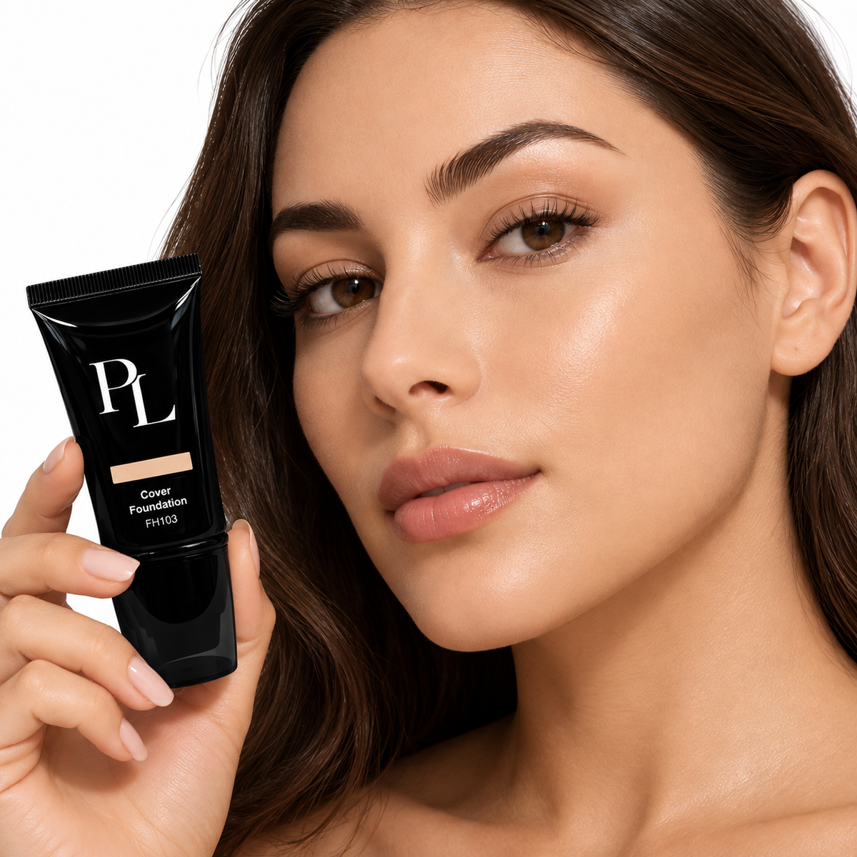 Full Cover Foundation - Tuscan LuminousFoundationBeautyPortrait