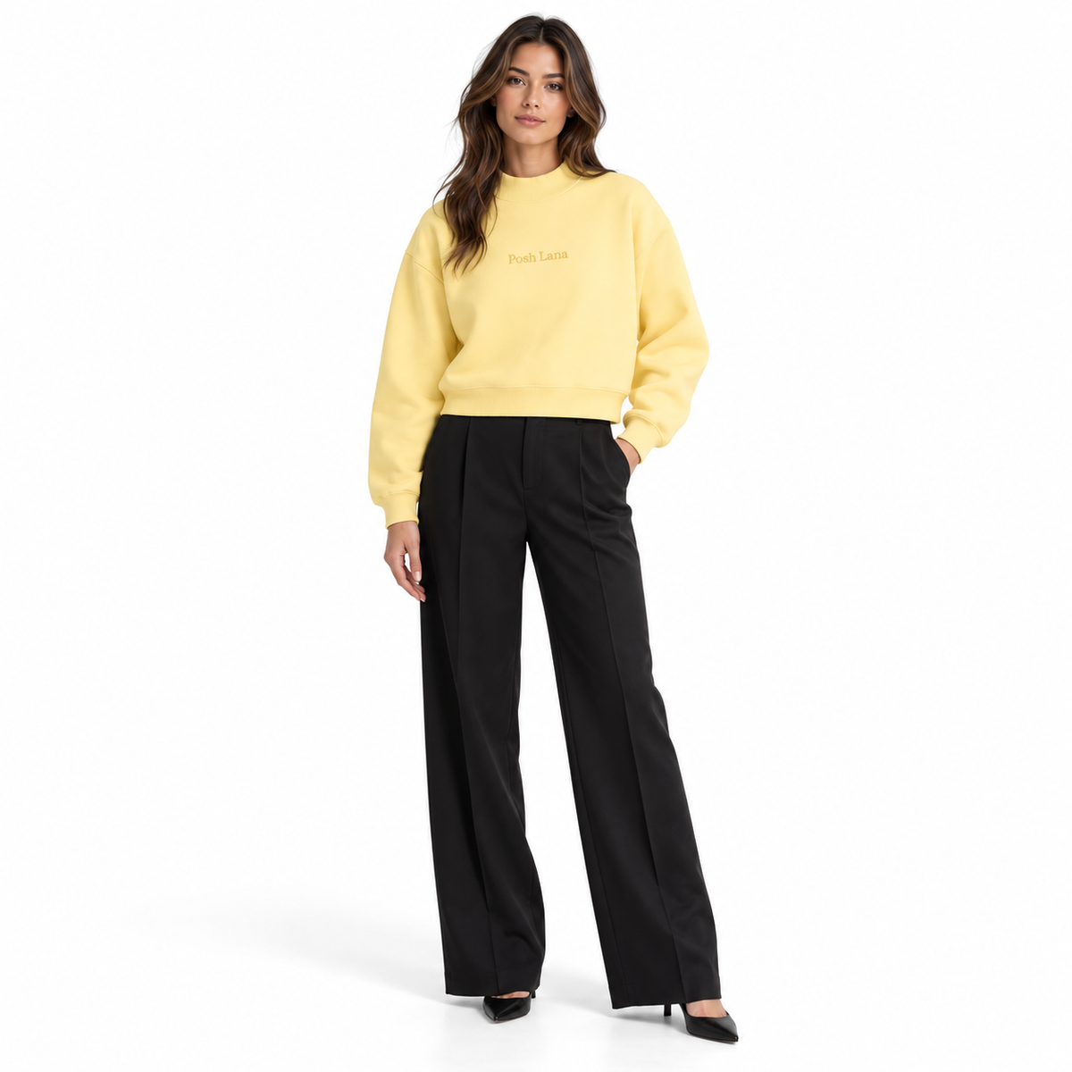 The Relaxed Fleece Mock-Neck Yellow Sweatshirt MinimalistPoshLanaFashionPortrait_b15fa22e-fc92-48df-84cf-464d9f7bfce5