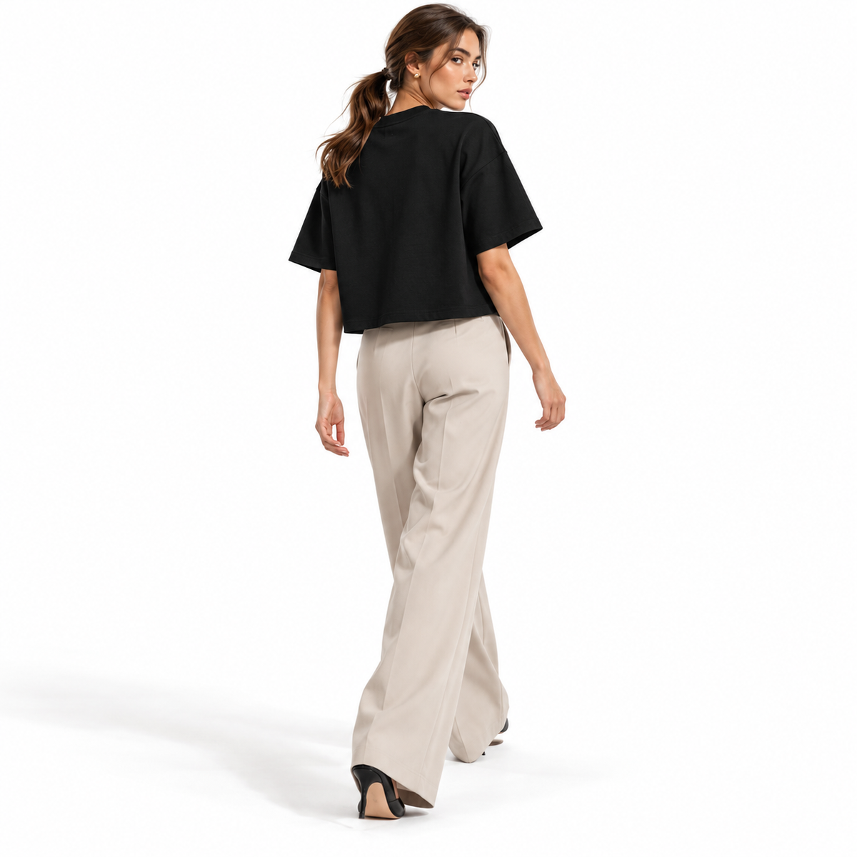 The Boxy Heavyweight Black Cotton Tee MinimalistStudioFashionLook