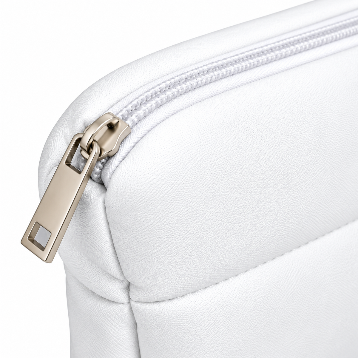 Makeup Bag - White WhiteQuiltedPouchZipperDetail