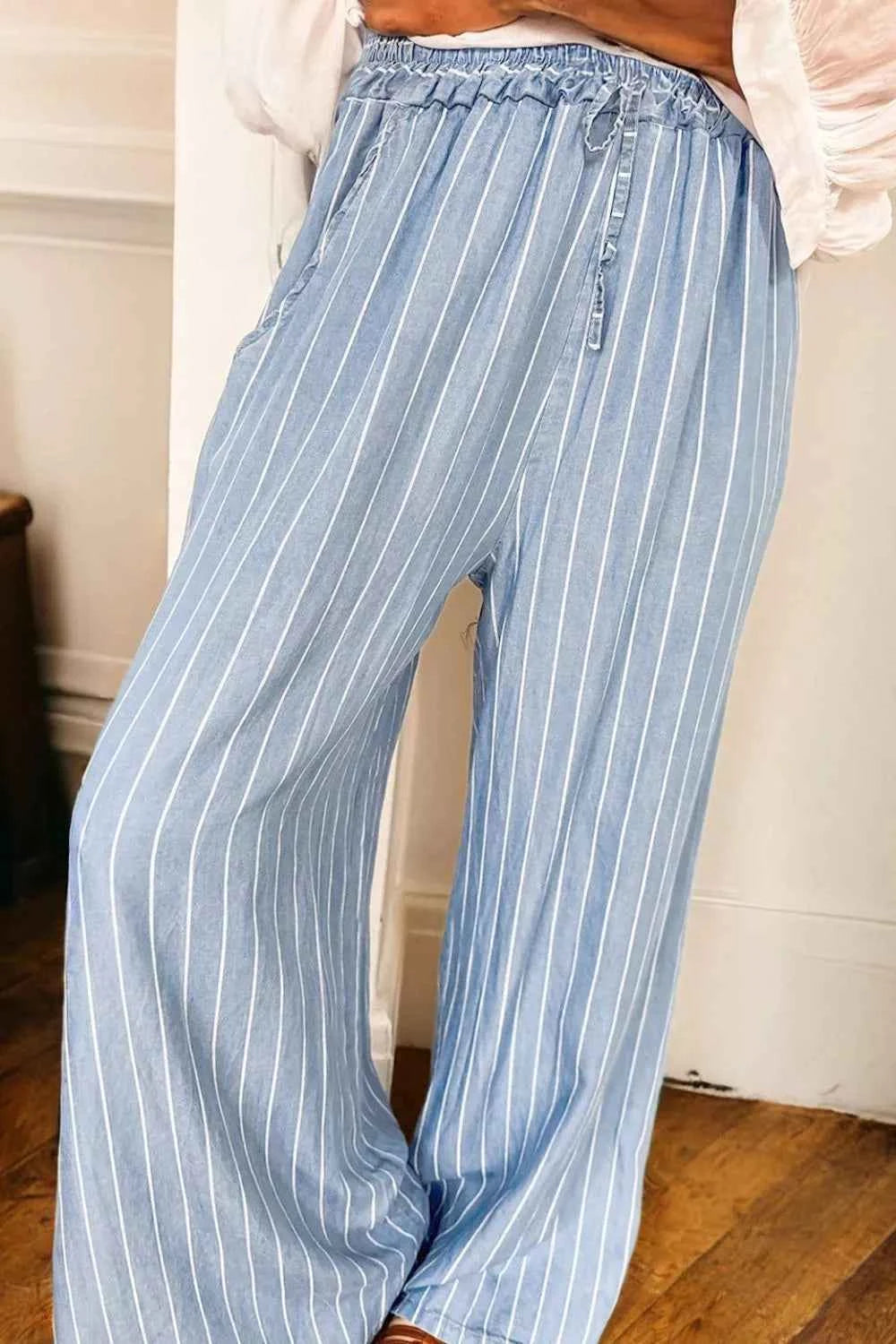 Striped Wide Leg Jeans a1421777-8428-41e3-8b05-eaa7bef74246-Max-Origin