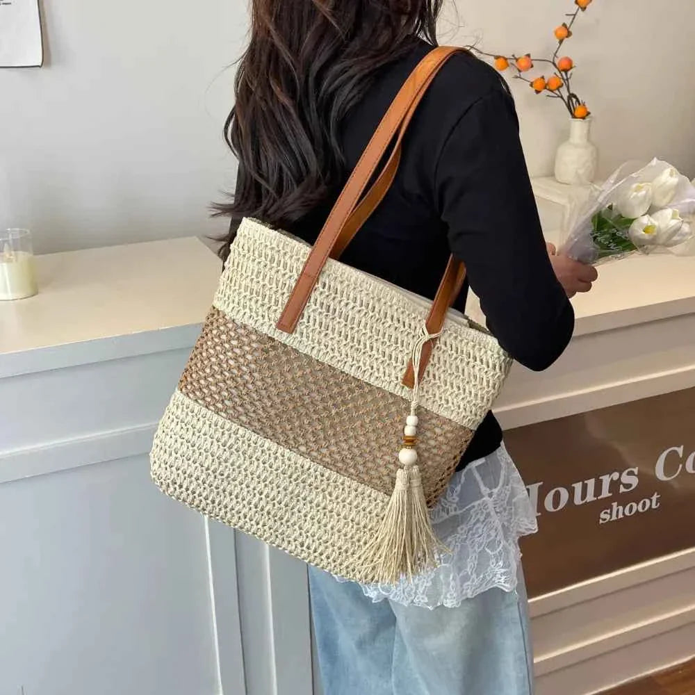 Contrast Woven Straw Beach Tote Bag with Tassel Detail Beige onesize a1490431-f80a-4d45-95c8-2b609fc9e764-Max-Origin