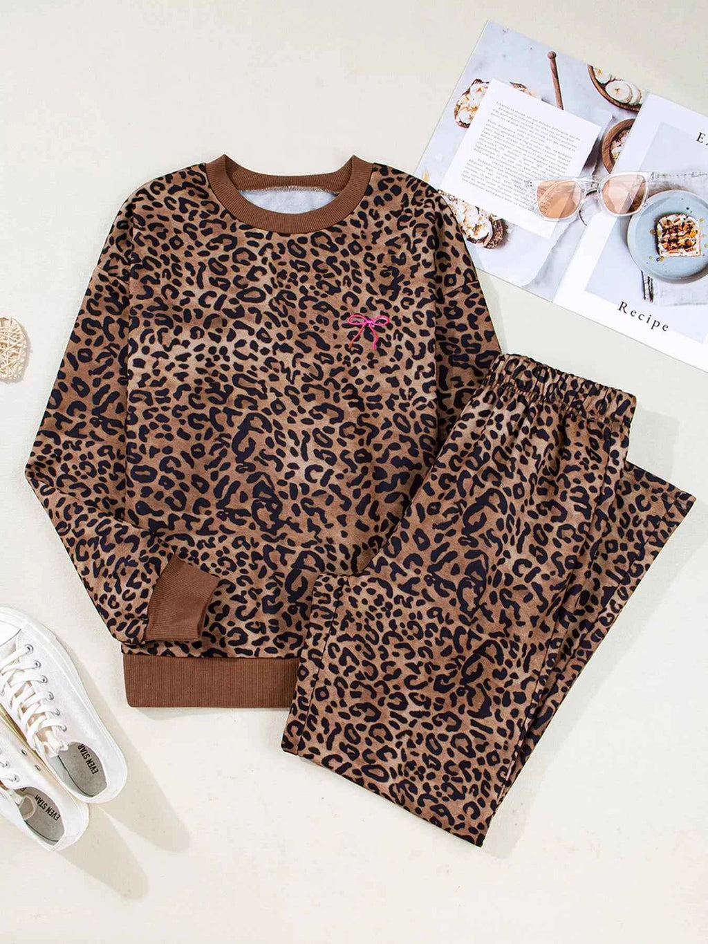 Leopard Print Contrast Trim Long Sleeve Top and Pants Set a18743769a6e4cb3bf11124b21541a05-Max-Origin