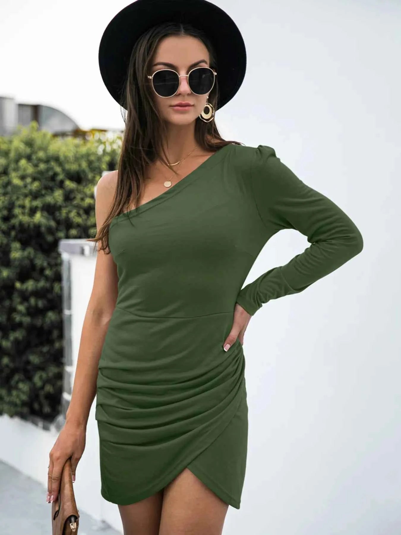 One Shoulder Ruched Bodycon Dress a199e440-789a-4995-822a-9cf92cf84c6c-Max-Origin