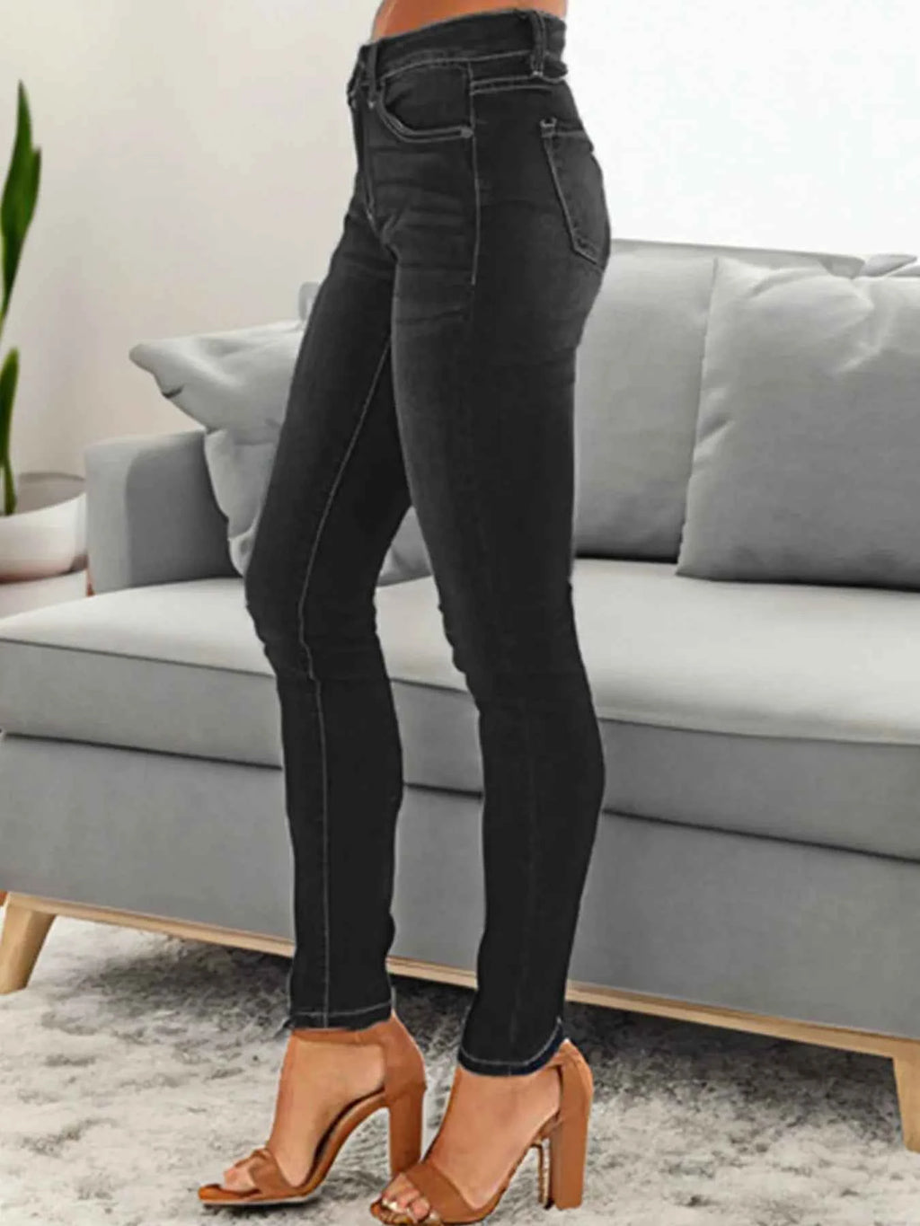 Skinny Fit Washed Jeans a19f241cac544ad0abb4e6646a3d2c8d-Max-Origin