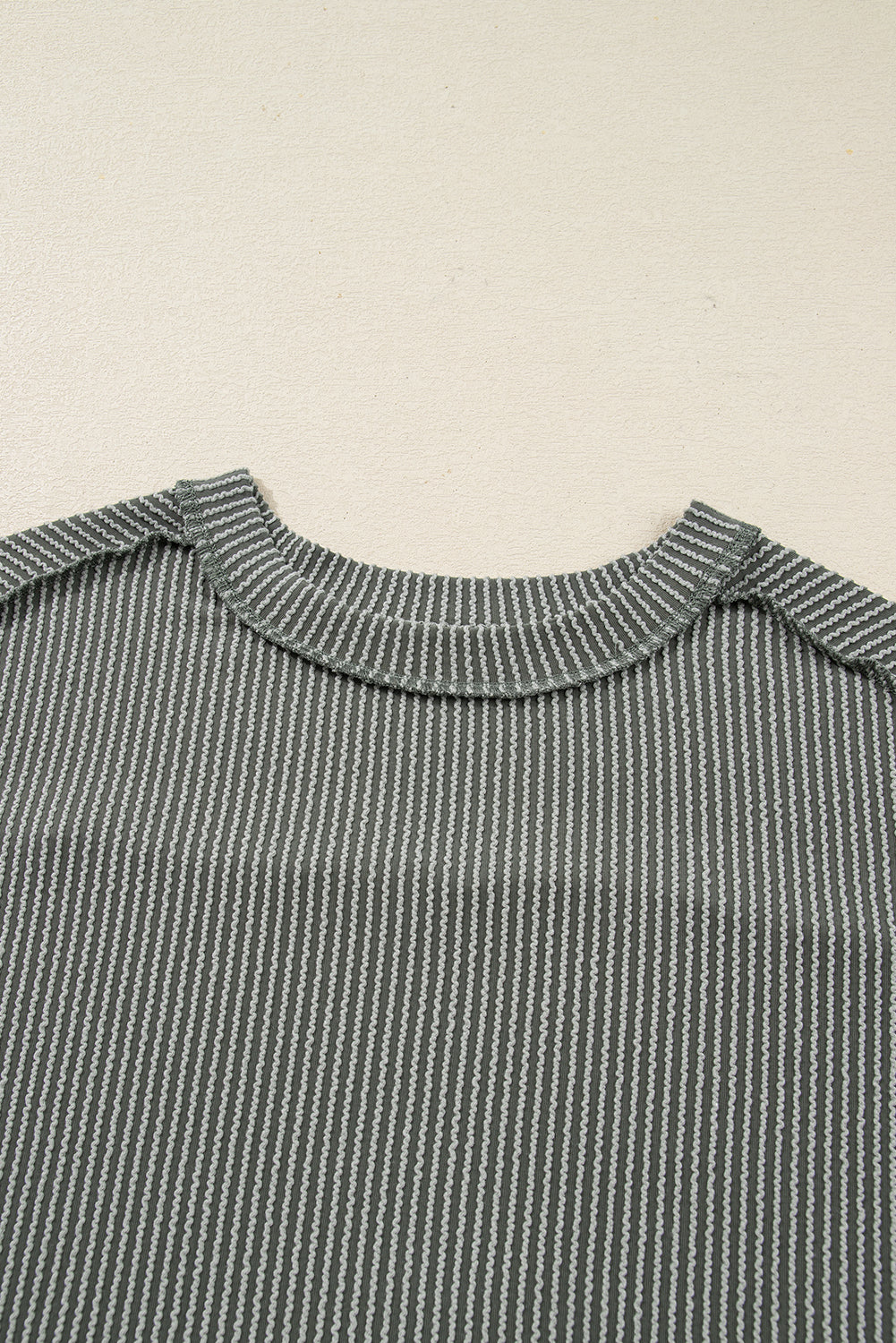 Green Bay Twisted Rib Exposed Seam Detail Long Sleeve Loose Top a1de9044e92c06dd