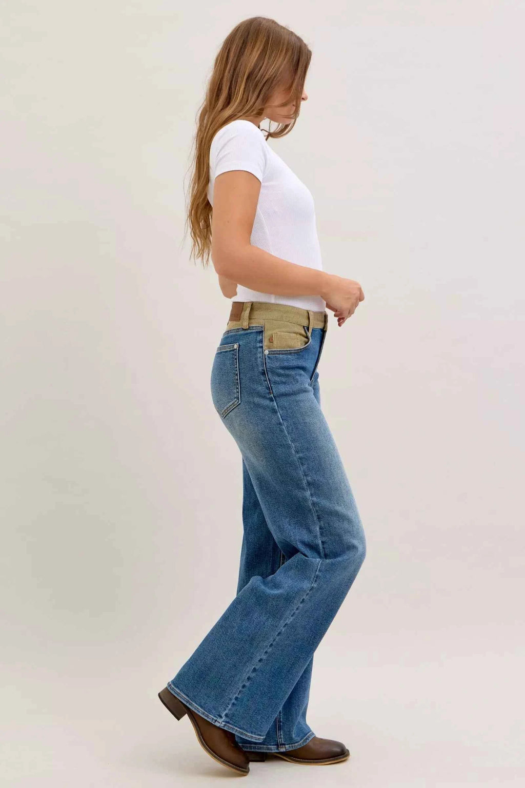 Judy Blue MR Column Straight Jeans with Corduroy Waist a1ee02a0-9a28-45b6-b9f8-7f1c0c0bead9-Max-Origin
