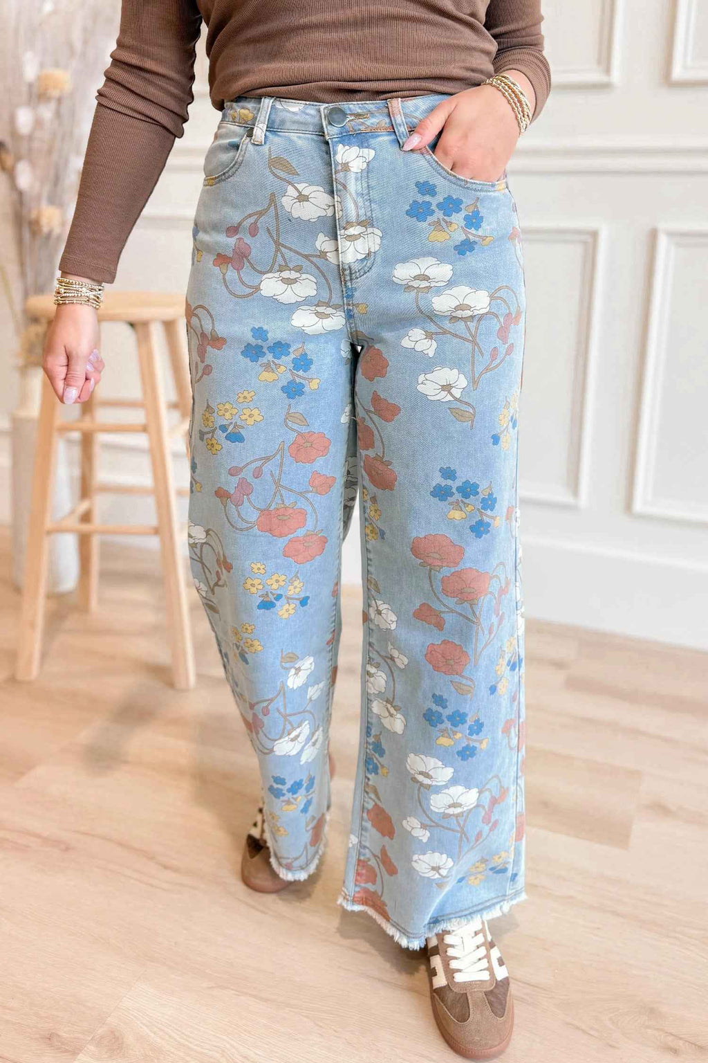 Sky Blue Floral Printed Raw Hem Shift Jeans a1f690b2ccdece70