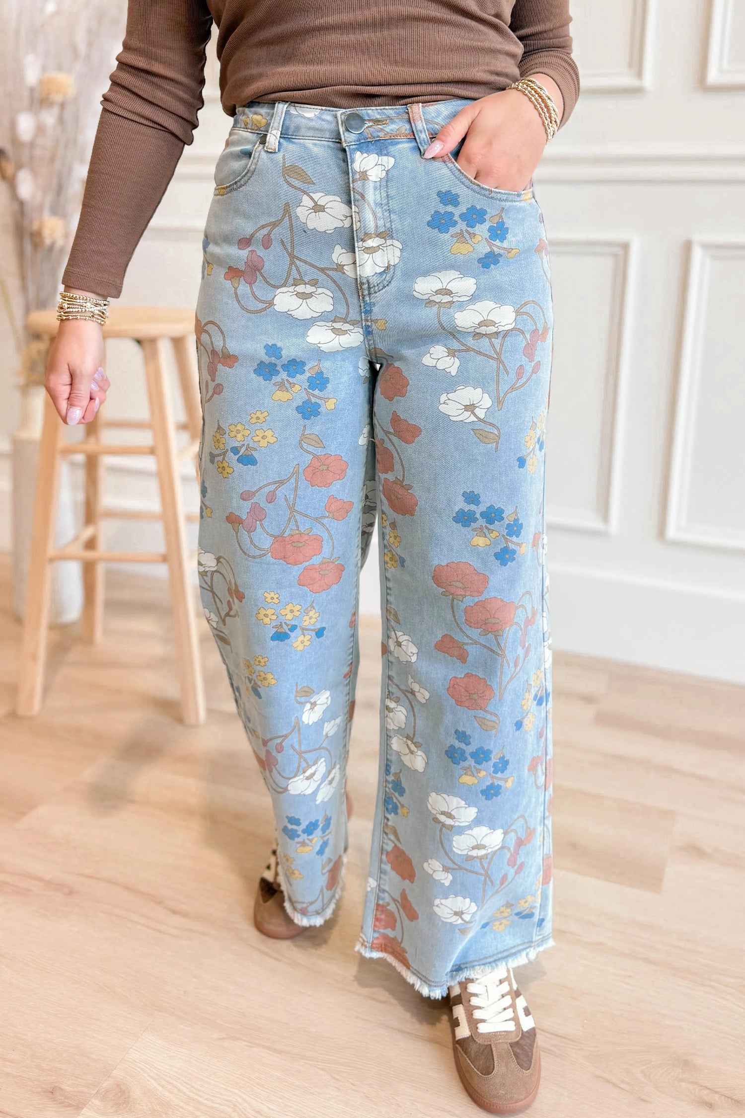 Sky Blue Floral Printed Raw Hem Shift Jeans a1f690b2ccdece70