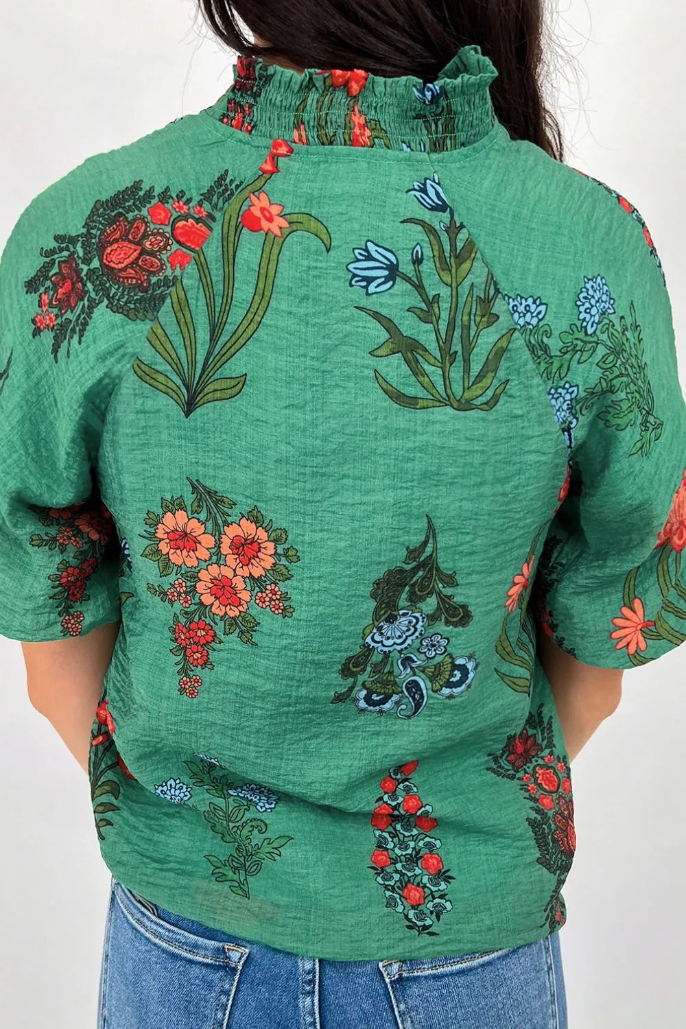Floral Print Notched Short Sleeve Blouse a287eb63-d7cf-4ac0-884e-74fb439e7e91-Max-Origin