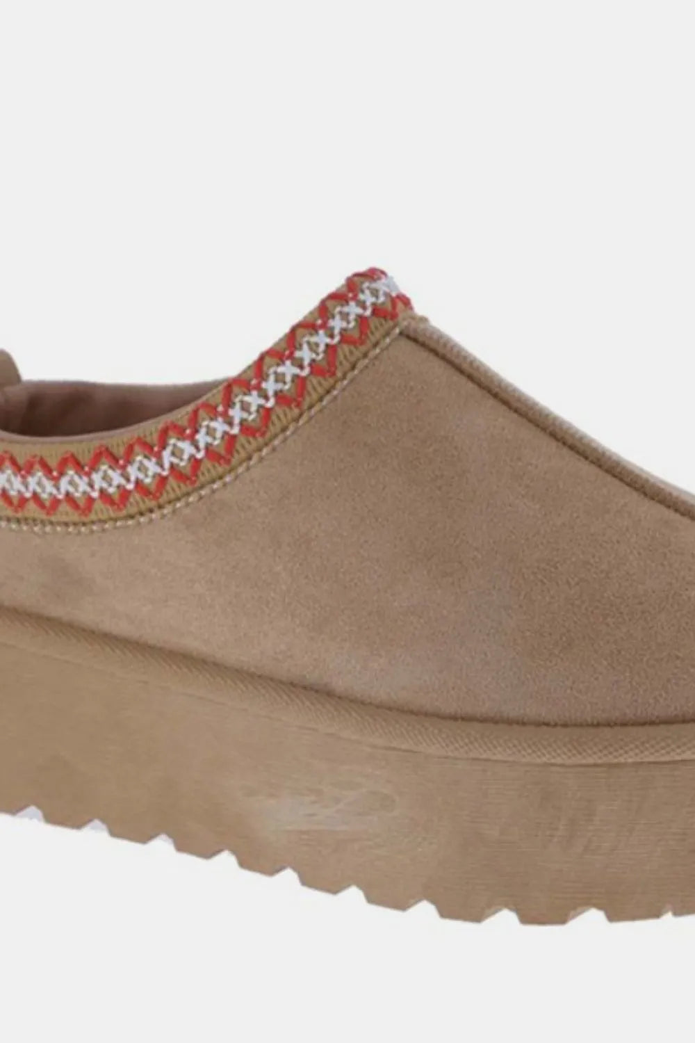 Weeboo Platform Embroidered Trim Slip-On Boots a2bbe2a2-6230-4aa9-b05c-108139917854-Max
