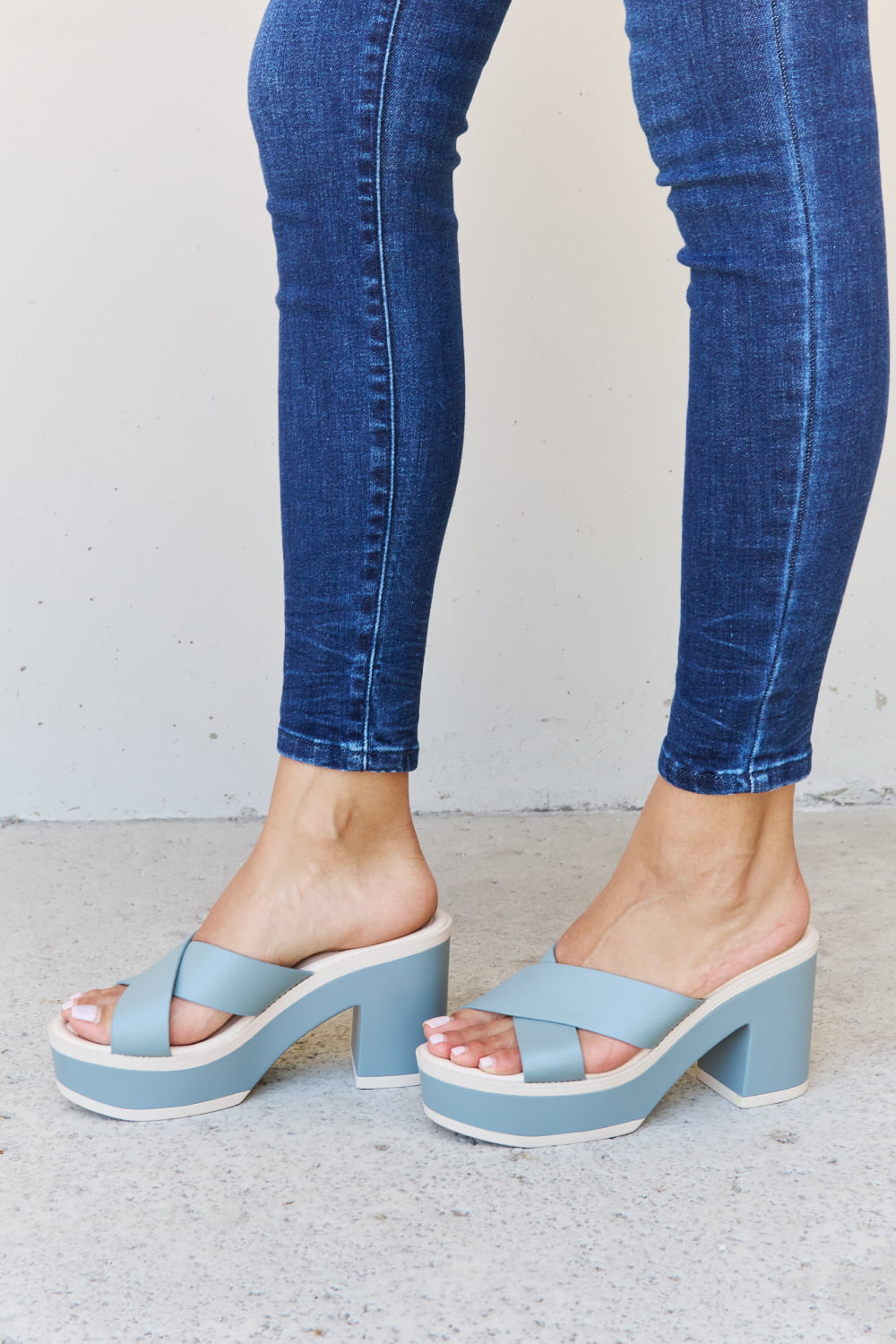 Weeboo Cherish The Moments Contrast Platform Sandals in Misty Blue a2fa156c0a1e4637b521140922d68328-Max