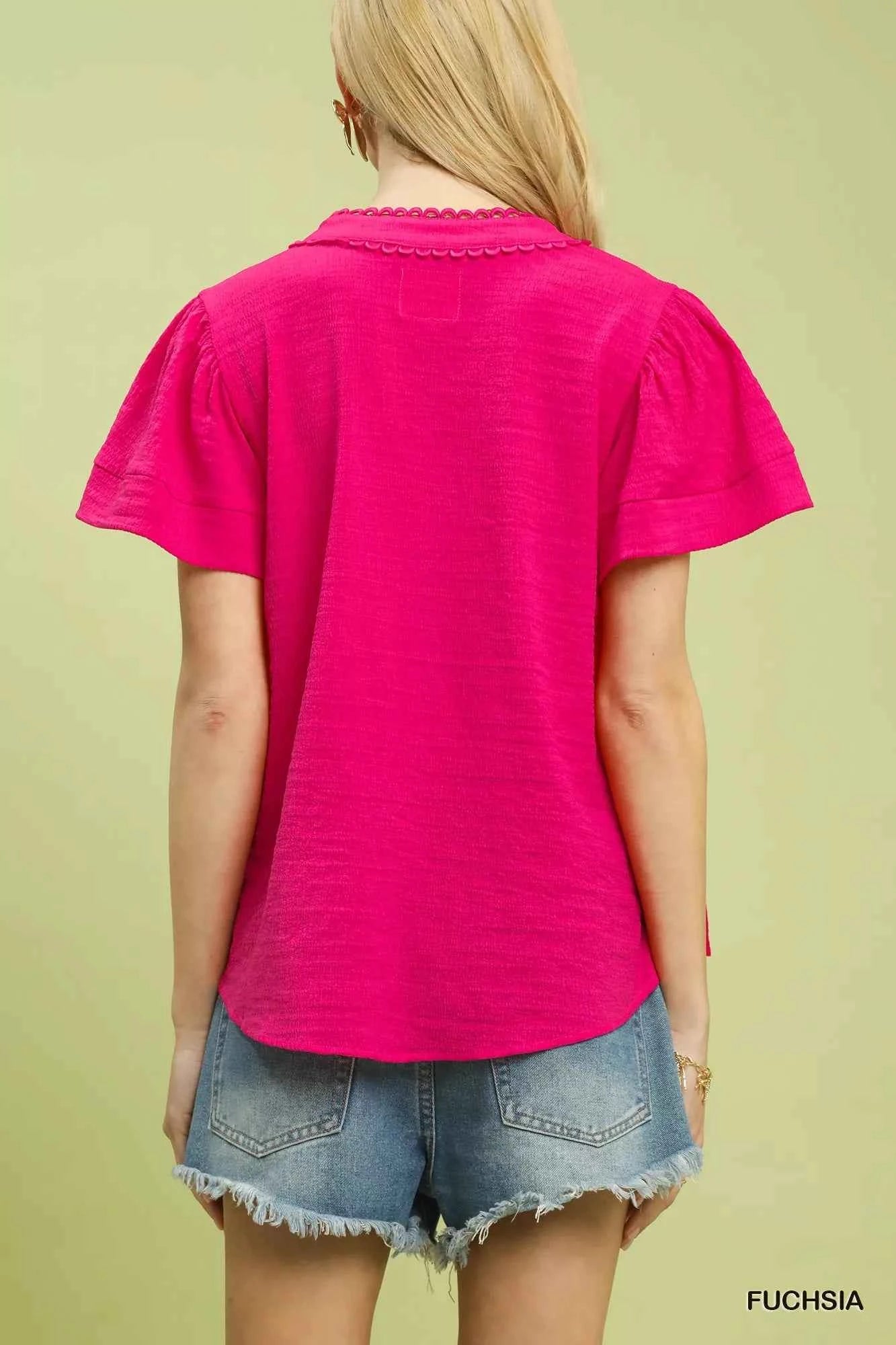Umgee Seersucker Short Sleeve Top with Lace Trim a33491ad-c2f3-40a0-9d0e-c9fb83ea9754-Max-Origin