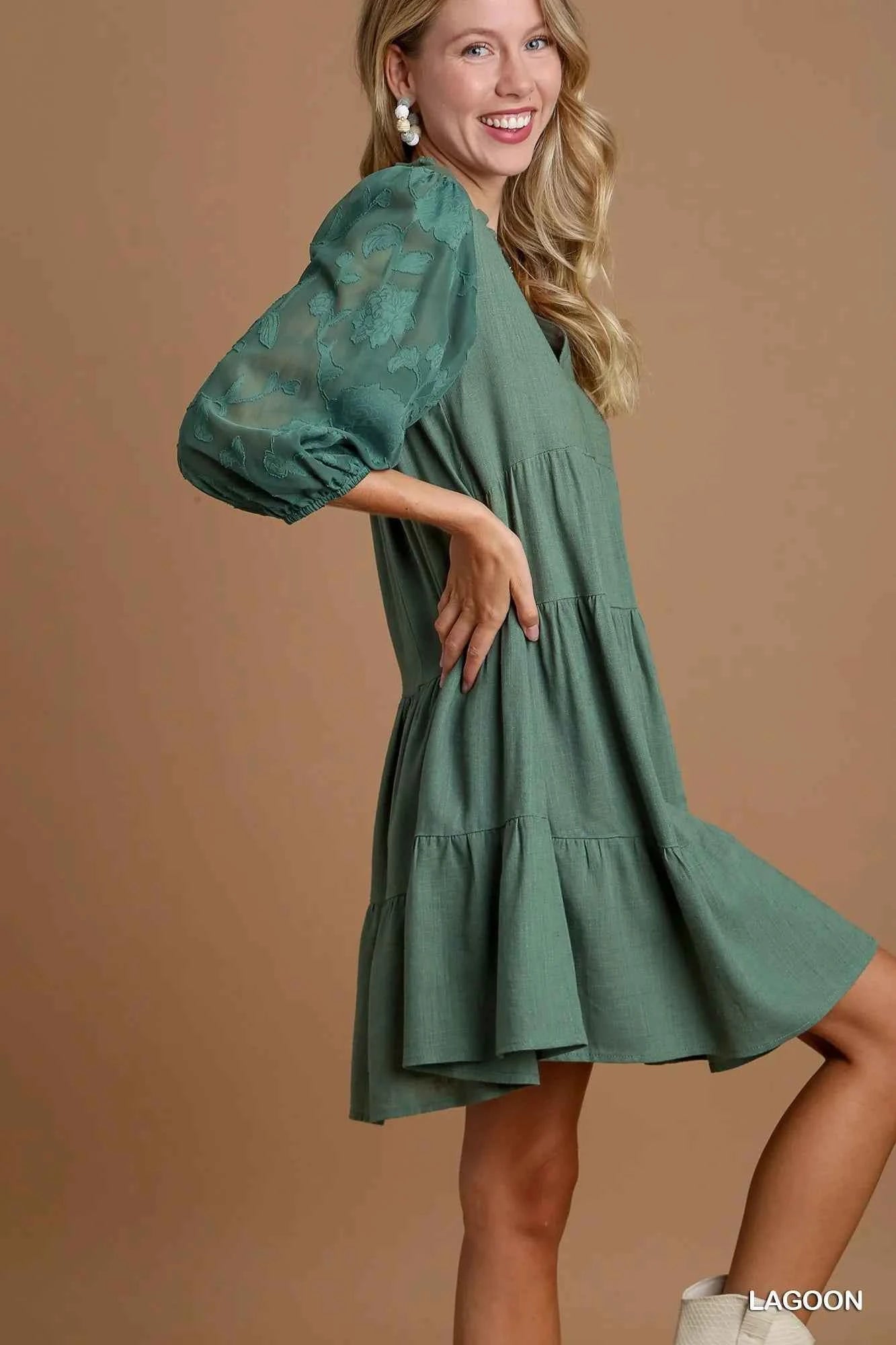 Umgee Floral Contrast Sleeve Tiered Dress a3606c91-a53d-45fe-a6a5-278b9419e8a2-Max-Origin