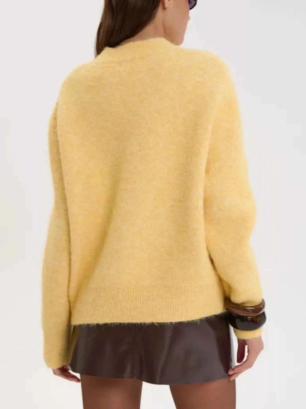 Round Neck Dropped Shoulder Sweater a3e975a6-dcdb-4b5a-a6ec-361f1d02079d-Max-Origin