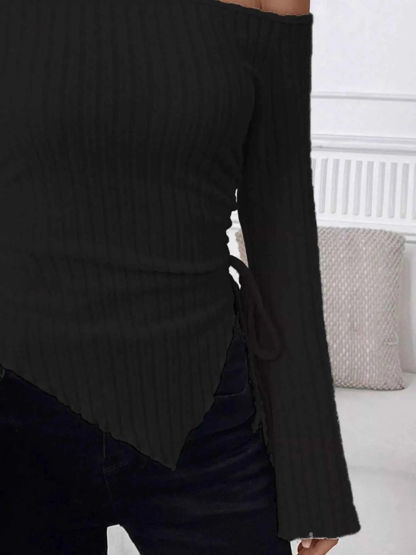 Ribbed One Shoulder Asymmetrical Hem T-Shirt Black a43162f2-87ea-433e-b78f-0233bb61e147-Max-Origin