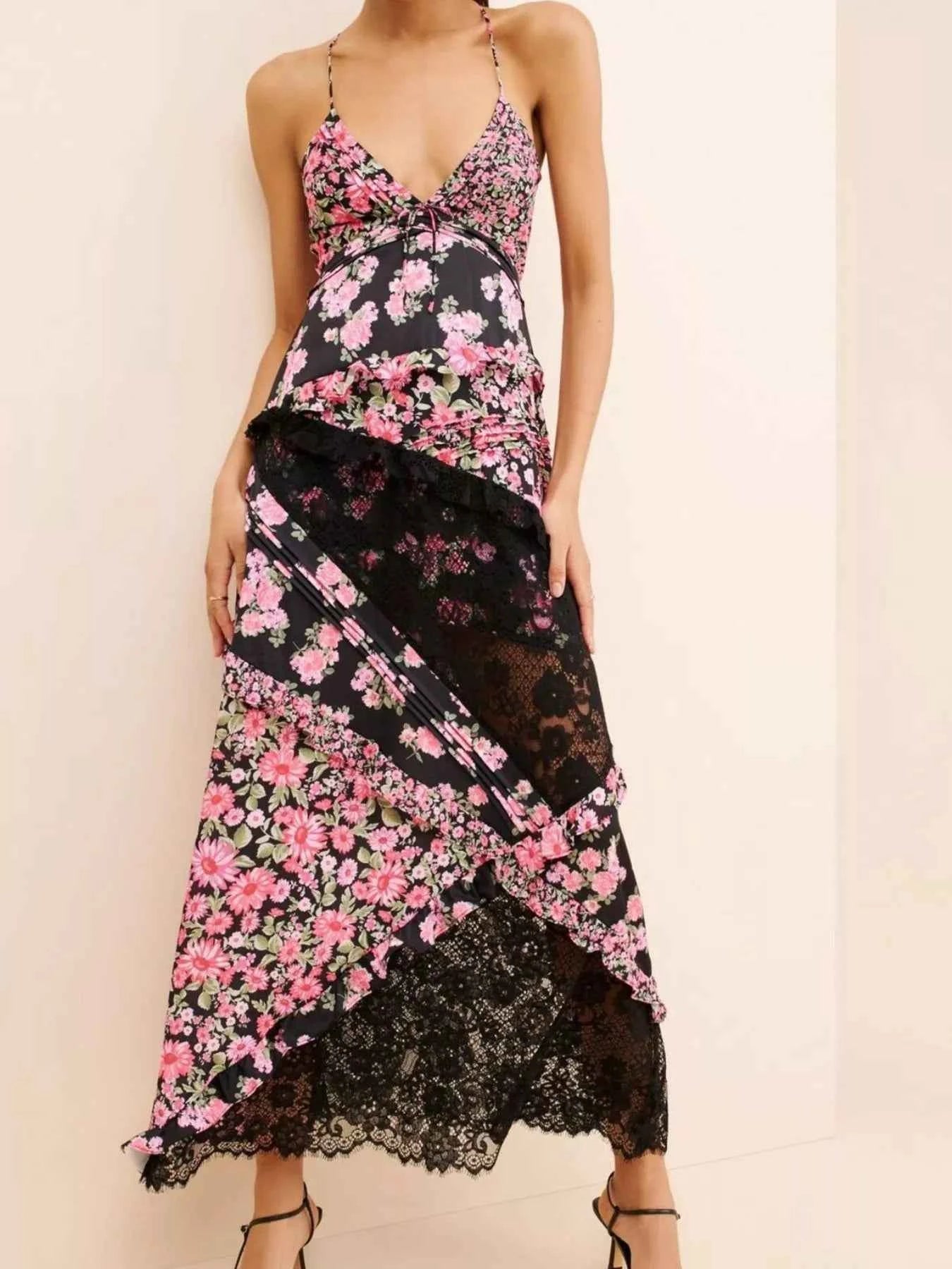 Lace Detail Ruffled Floral V-Neck Maxi Dress Black a44ad209-29a4-4452-9703-52e53104a540-Max-Origin