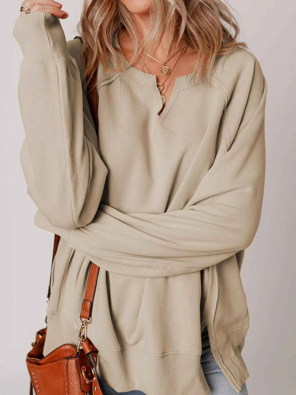 Raw Edge Exposed Seam Raglan Sleeve Side Slit Sweatshirt a453e140f1b2453fa8d1cbd4bcfa0d89-Max-Origin