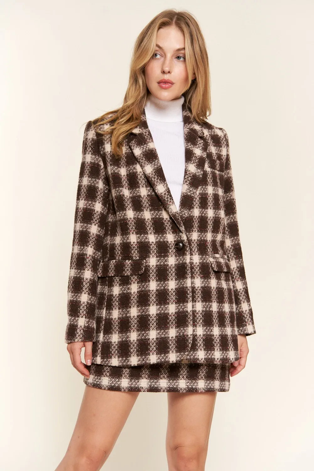 And The Why Full Size Plaid Brushed One Button Blazer a46c3af1-9ded-443b-ad7a-ece68ccf3e34-Max